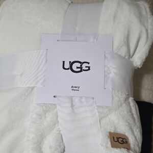 UGG Avery Cream Throw Blanket